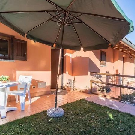 Casa Vacanze Rosalba Ferrara di Monte Baldo المظهر الخارجي الصورة