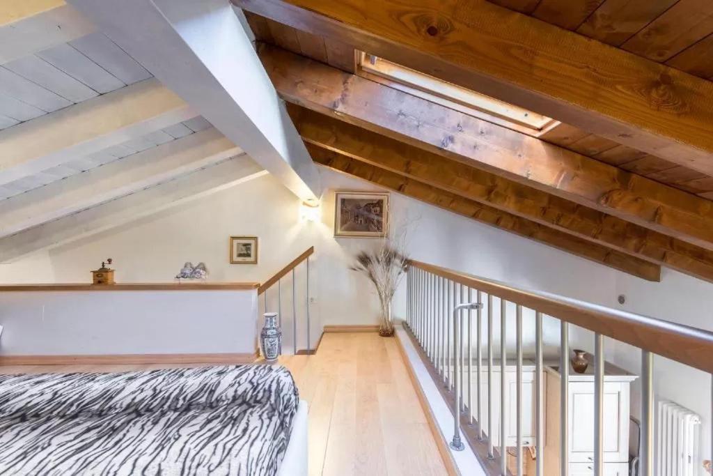 Casa Vacanze Rosalba Ferrara di Monte Baldo المظهر الخارجي الصورة
